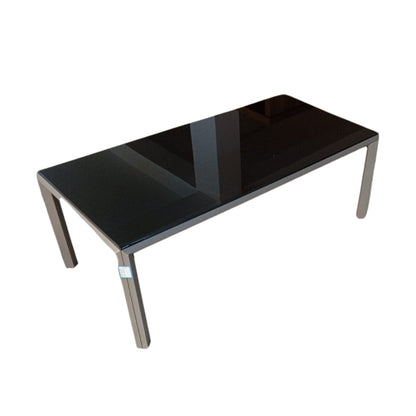 TABLE BASSE RECTANGULAIRE EN VERRE NOIR ET MÉTAL